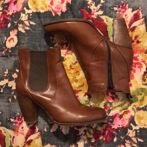 Cordani leather heeled booties